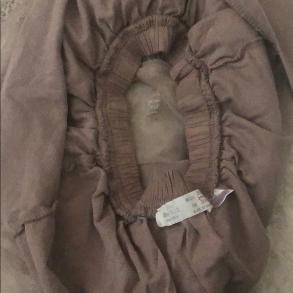 Tulle skirt with lining Size 3/4 girls Runs small - Picture 2 of 2